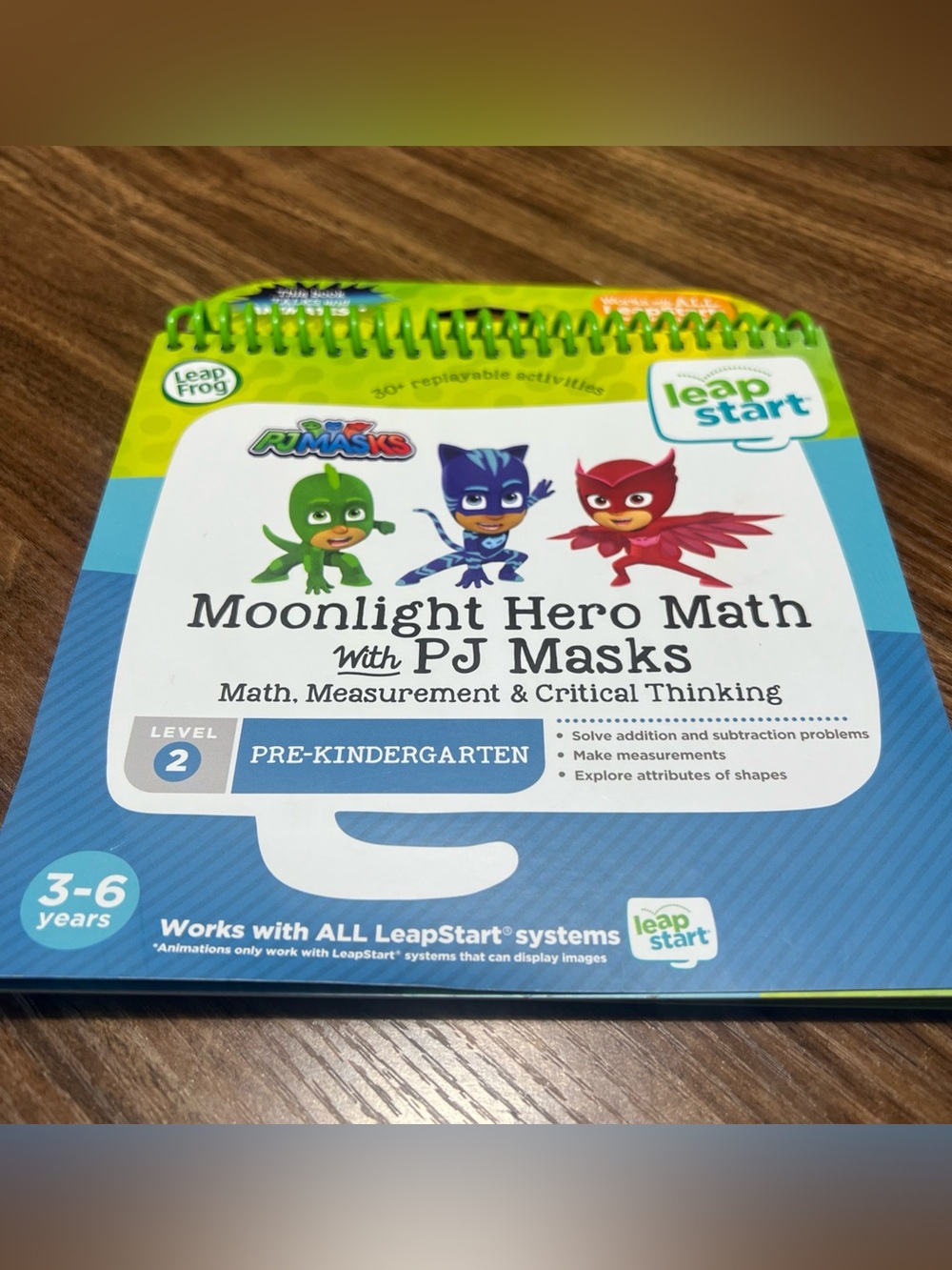 LeapStart 3D Moonlight Hero Math with PJ Masks Book, Level 2